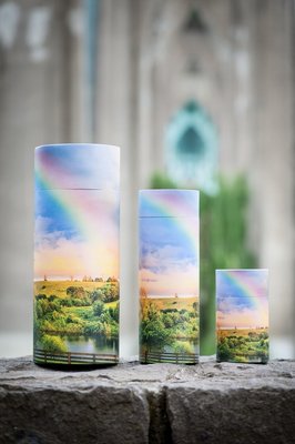 Rainbow Scattering Urn - Medium